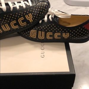 Gucci Sneakers